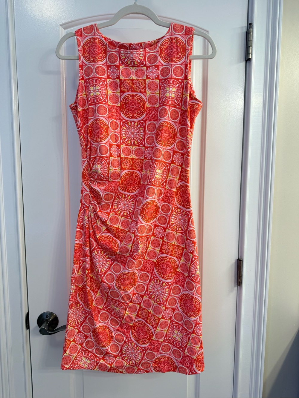 J. McLaughlin Coral and White Geometric Midi Dress